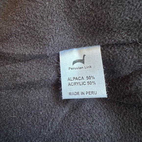 Peruvian Link alpaca winter hat beanie ear flaps pompoms - Picture 9 of 9